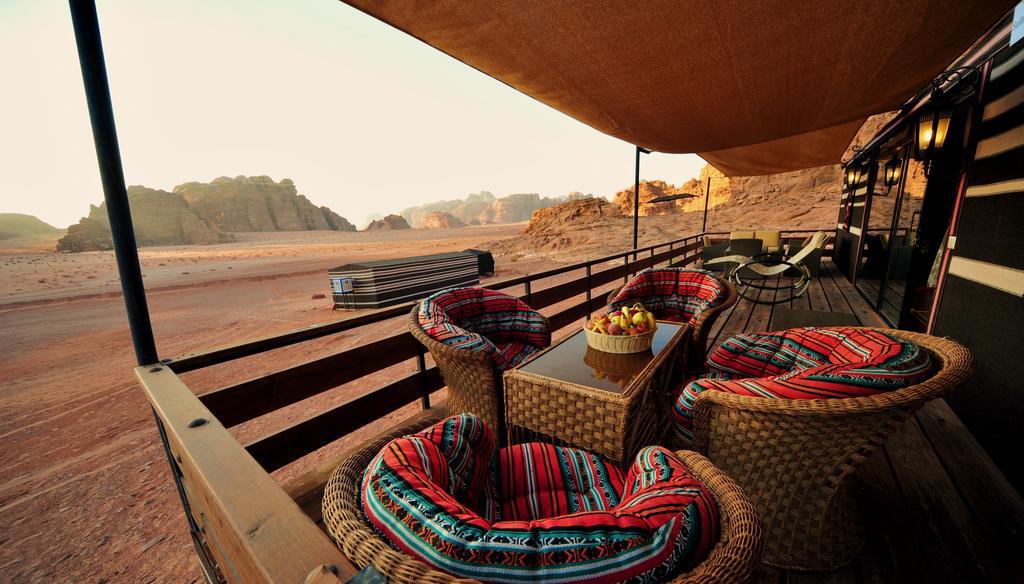 Sun City Camp Hotel Wadi Rum Buitenkant foto